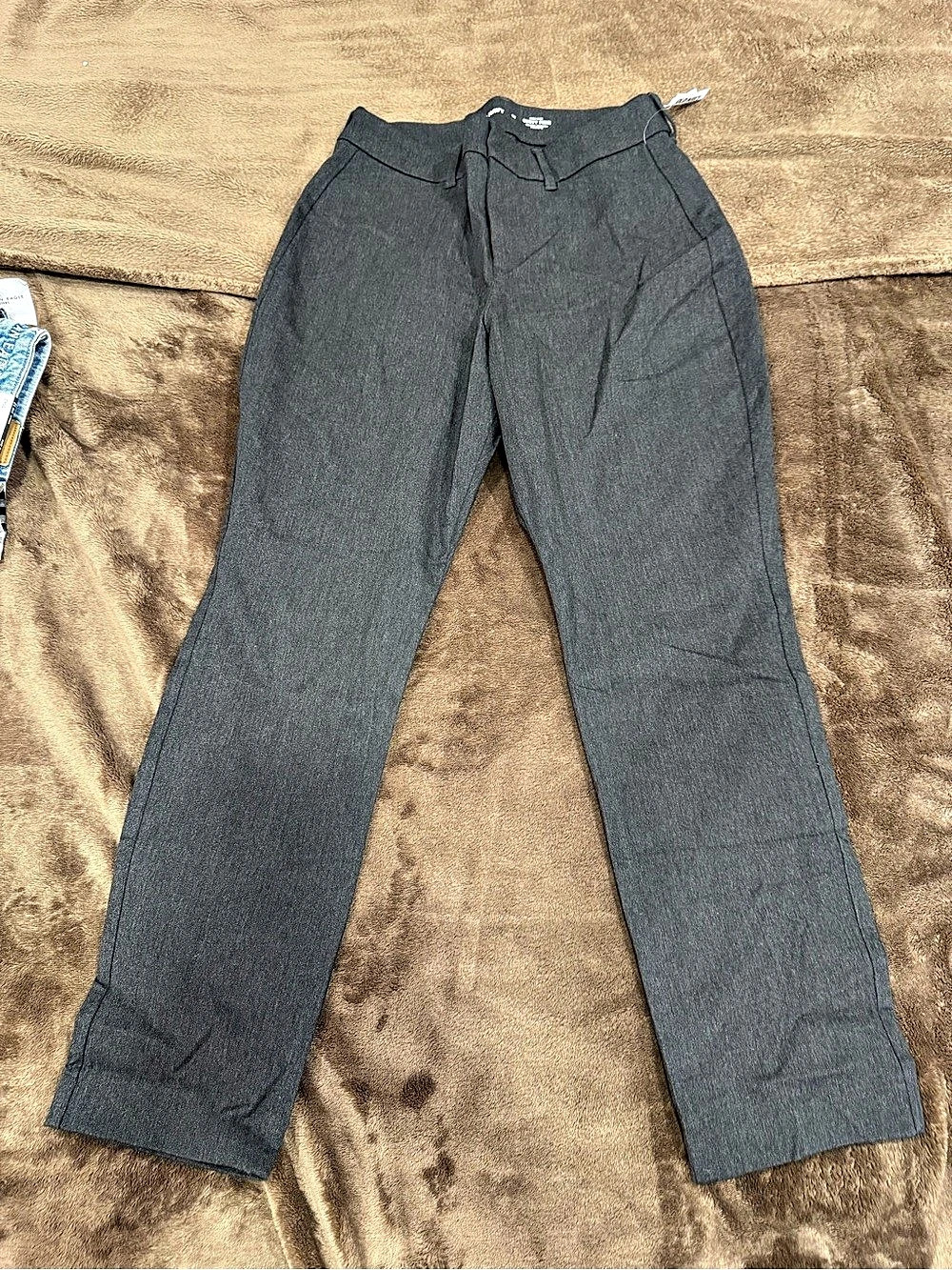 Old Navy High-Rise Curvy Pixie Secret-Smooth Pockets Ankle Pants Ankle